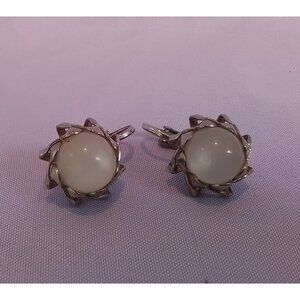 Vintage Silver Tone & White Clip-On Earrings Flower Design